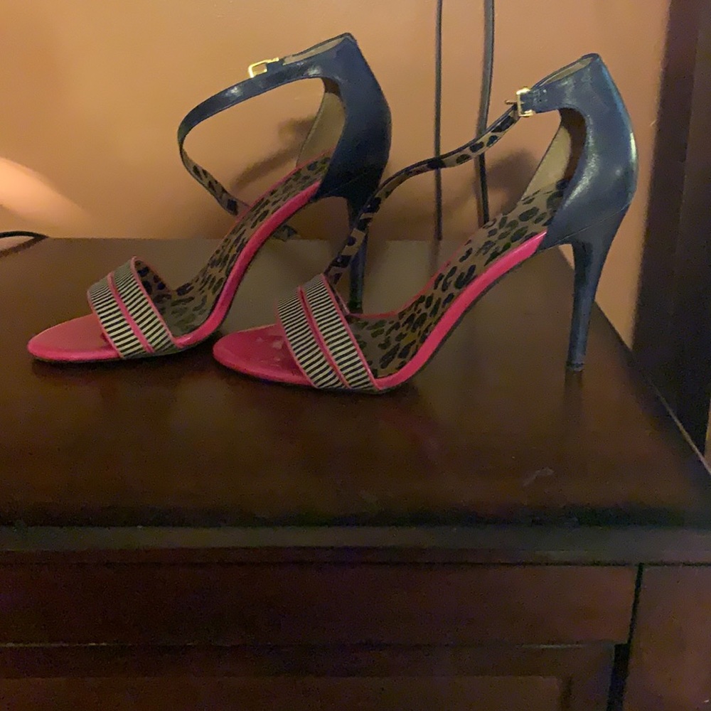Jessica Simpson Heels - Picture 2 of 3